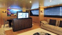 SL100 ARIA -  Main Salon TV